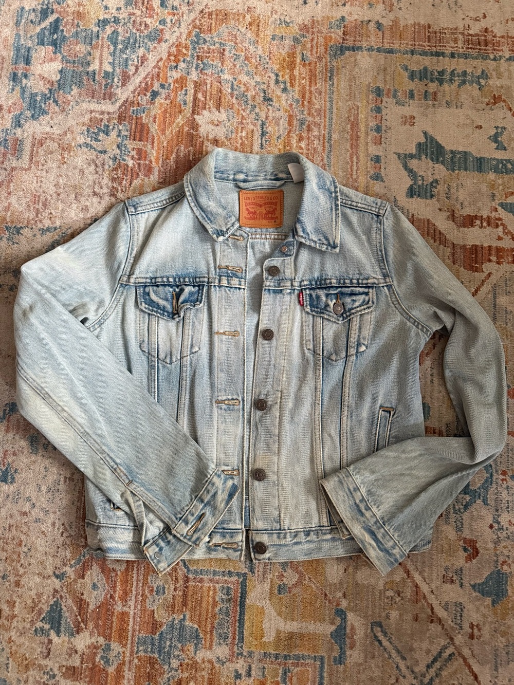 Levi's Light Wash Denim Jacket - Light Blue